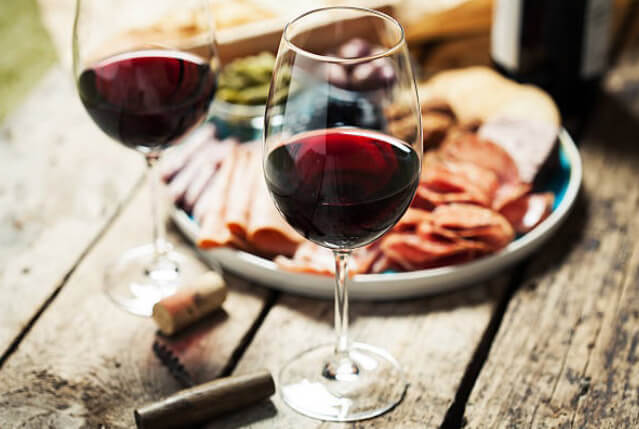 planche-apero-grange-jardin-de-marie